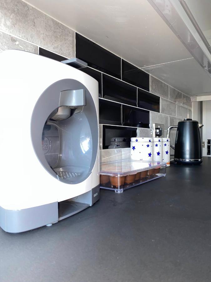 Bright, Spacious, Modern Interior Decor 2 Bedrooms Apartment With Amazing Views London Luaran gambar