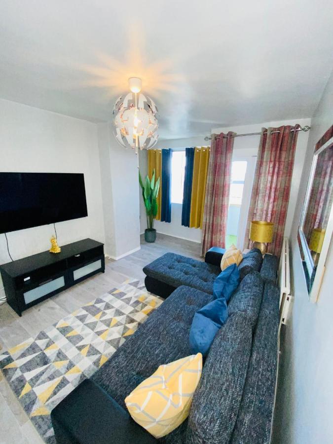 Bright, Spacious, Modern Interior Decor 2 Bedrooms Apartment With Amazing Views London Luaran gambar