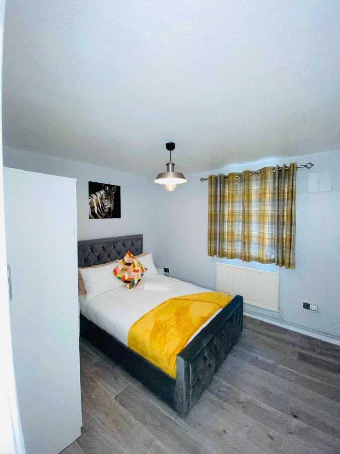Bright, Spacious, Modern Interior Decor 2 Bedrooms Apartment With Amazing Views London Luaran gambar
