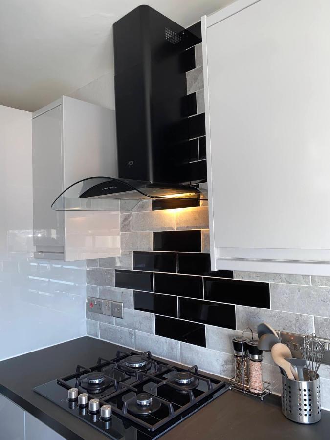 Bright, Spacious, Modern Interior Decor 2 Bedrooms Apartment With Amazing Views London Luaran gambar