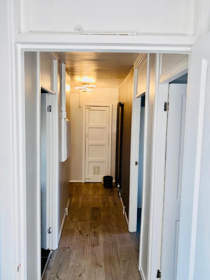 Bright, Spacious, Modern Interior Decor 2 Bedrooms Apartment With Amazing Views London Luaran gambar