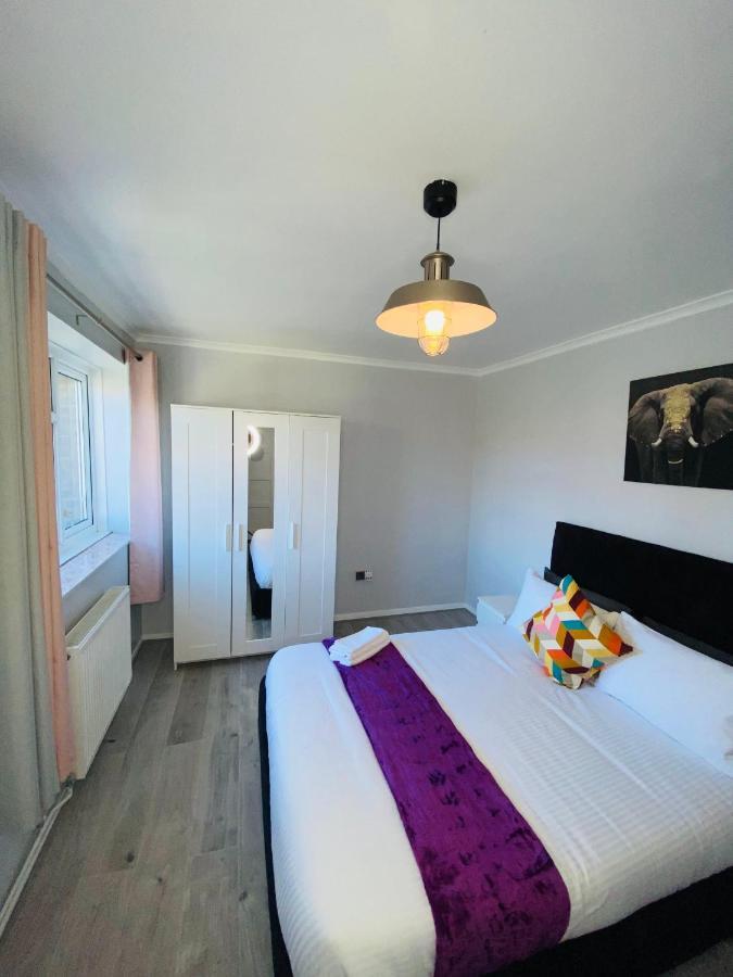 Bright, Spacious, Modern Interior Decor 2 Bedrooms Apartment With Amazing Views London Luaran gambar