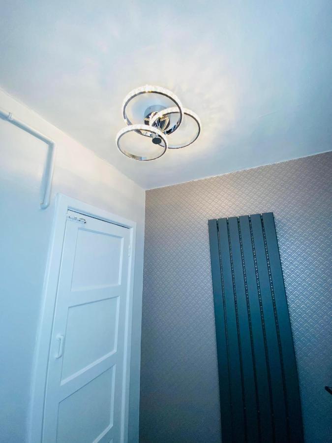 Bright, Spacious, Modern Interior Decor 2 Bedrooms Apartment With Amazing Views London Luaran gambar